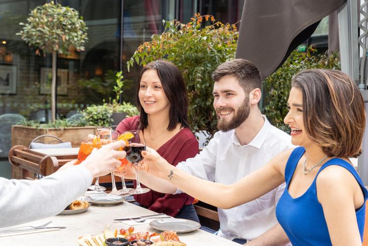 The Trinity City Hotel | | 7