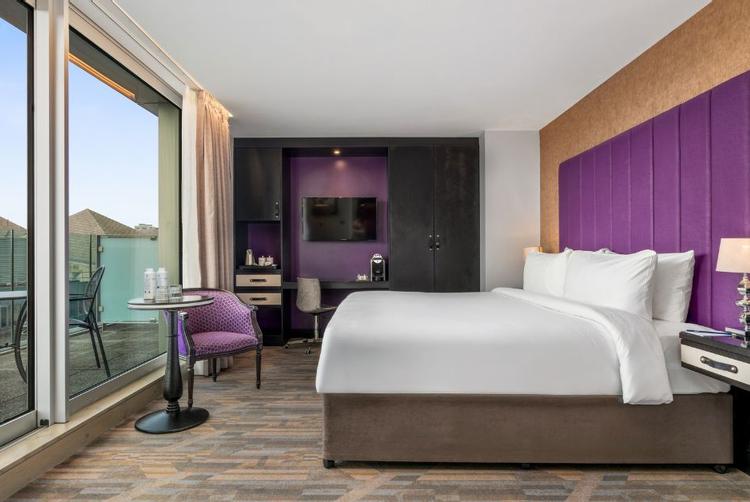 The Trinity City Hotel | | 4