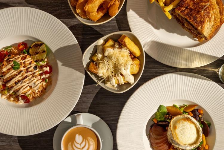 The Trinity City Hotel | | 4